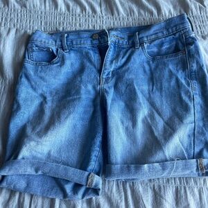 Old Navy Size 10 Jean Shorts
